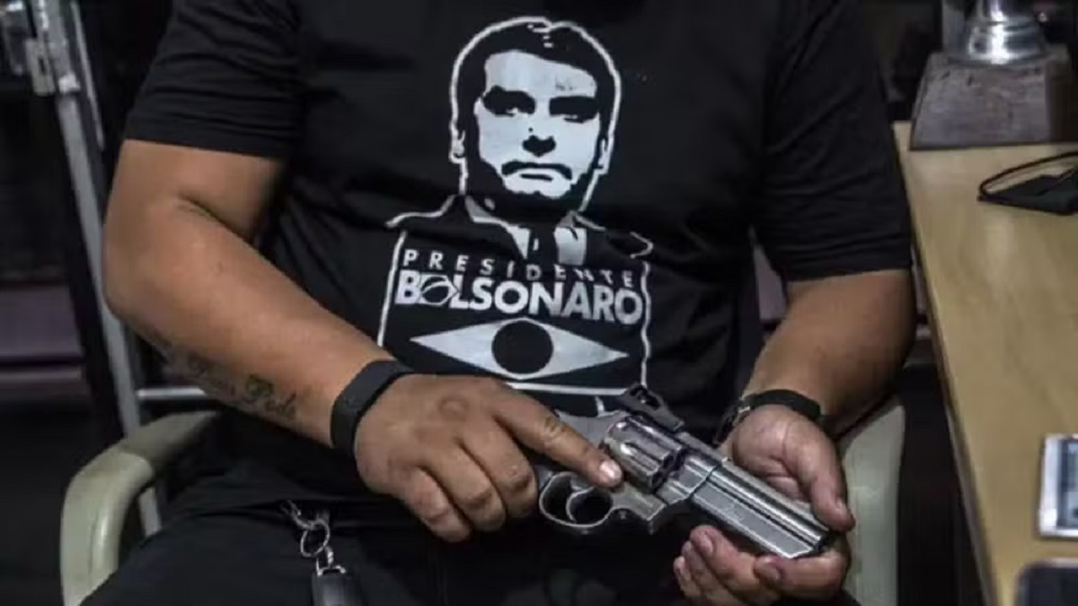As vendas da Taurus no Brasil mais do que triplicaram durante o governo Bolsonaro, mas período também foi marcado pela abertura do mercado interno a importações